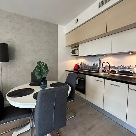 Centrum Krawiecka 2 * Breslavia